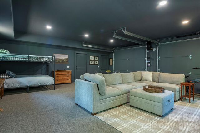 1156 Campbells Trace, Nebo, NC 28761