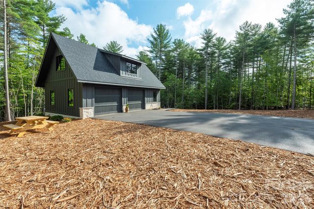 1156 Campbells Trace, Nebo, NC 28761