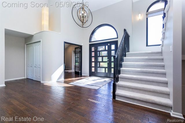 418 Gleneagles, Highland Charter Township, MI 48357