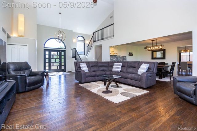 418 Gleneagles, Highland Charter Township, MI 48357