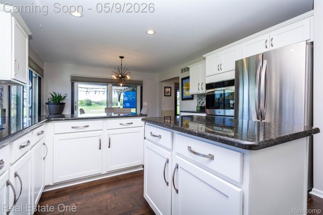 418 Gleneagles, Highland Charter Township, MI 48357