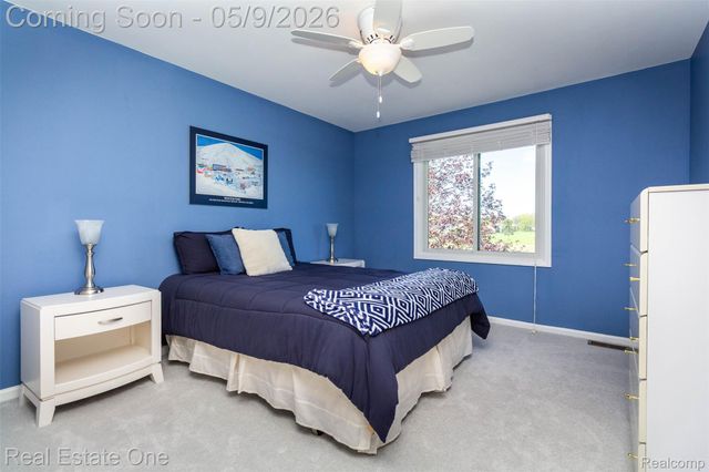 418 Gleneagles, Highland Charter Township, MI 48357