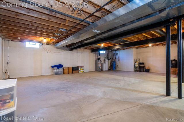 418 Gleneagles, Highland Charter Township, MI 48357