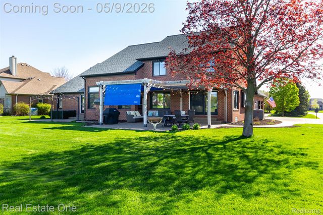 418 Gleneagles, Highland Charter Township, MI 48357