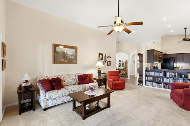 864 LAKE ELSIE DRIVE, Tavares, FL 32778