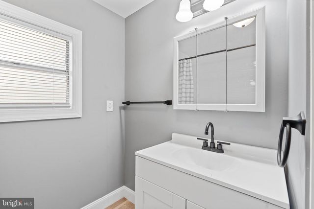 438 SANDALWOOD RD, Millville, NJ 08332