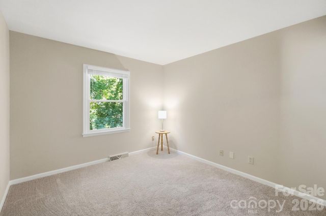 730 Fredricksburg Road, Matthews, NC 28105
