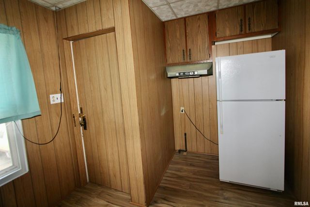 2318 N FLORA Avenue, Peoria, IL 61604