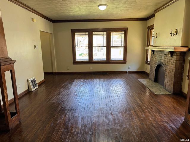 1700 W SMITH Street, Peoria, IL 61605