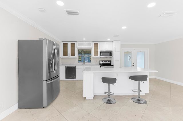 3313 SW 19th Street, Fort Lauderdale, FL 33312