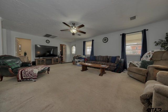 110 Church Street, Winona, TX 75792