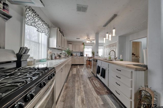 110 Church Street, Winona, TX 75792