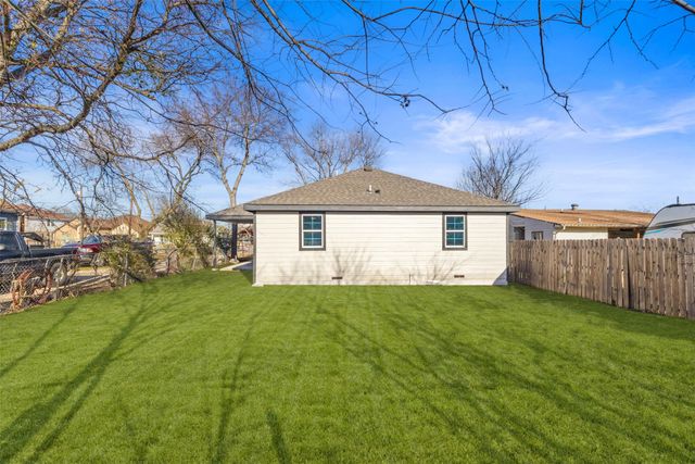 4325 Highland Street, Lancaster, TX 75134