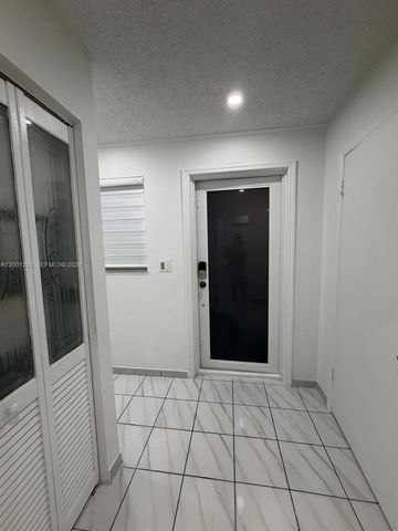 11511 SW 180th St, Miami, FL 33157