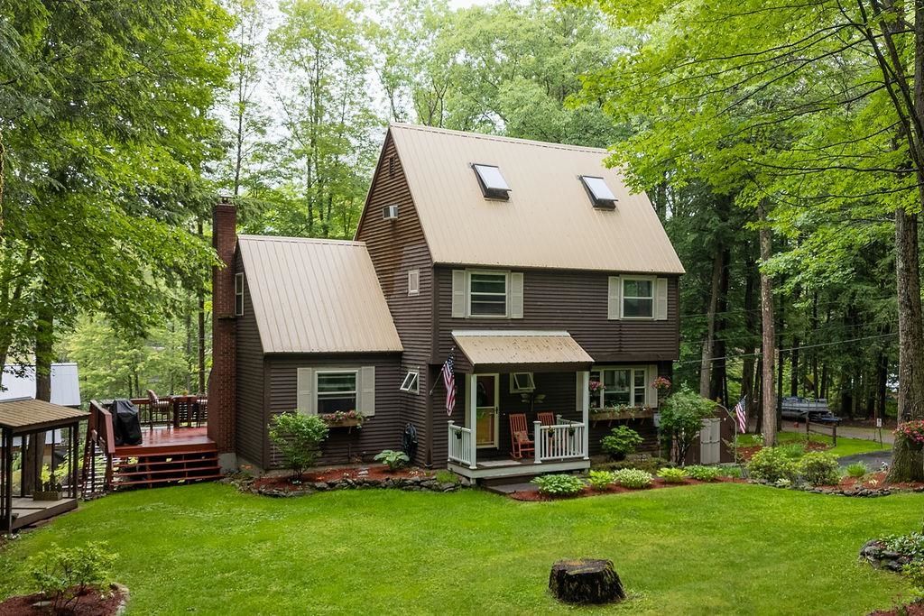 51 Winter Road, Weare, NH 03281