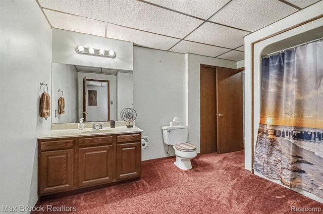 6925 W Church Street, Clarkston, MI 48346