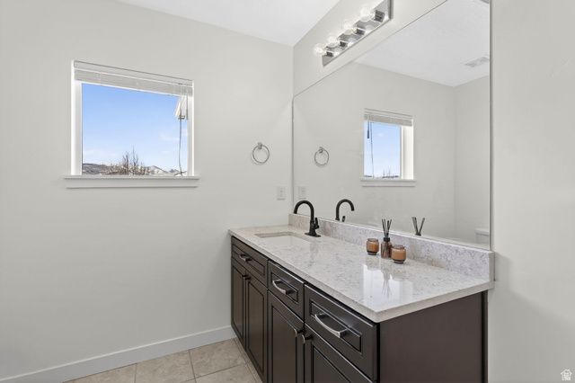 834 W DAYLIGHT DRIVE DR, Bluffdale, UT 84065