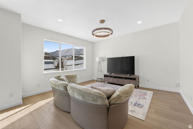 834 W DAYLIGHT DRIVE DR, Bluffdale, UT 84065