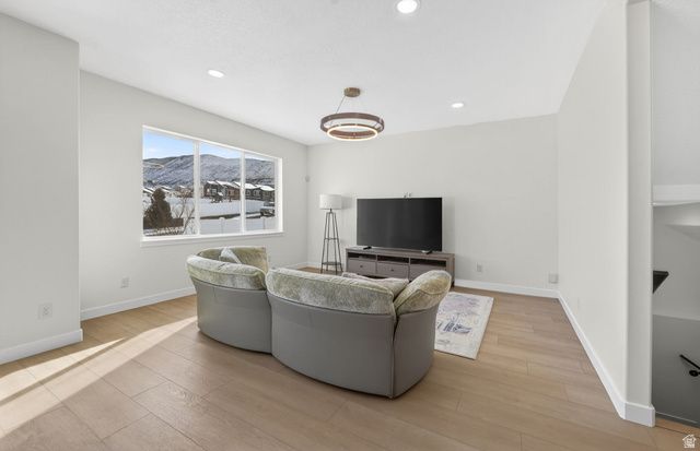 834 W DAYLIGHT DRIVE DR, Bluffdale, UT 84065