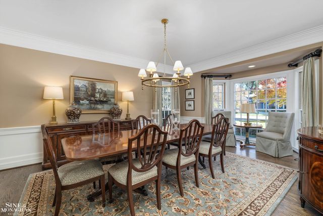 11 Dodge Place Place, Grosse Pointe, MI 48230