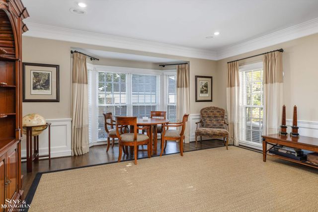 11 Dodge Place Place, Grosse Pointe, MI 48230