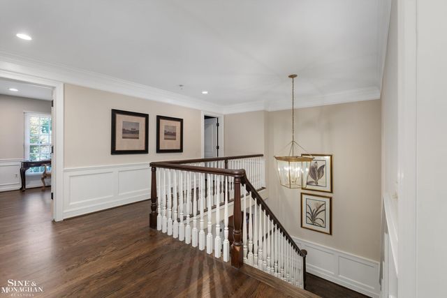 11 Dodge Place Place, Grosse Pointe, MI 48230