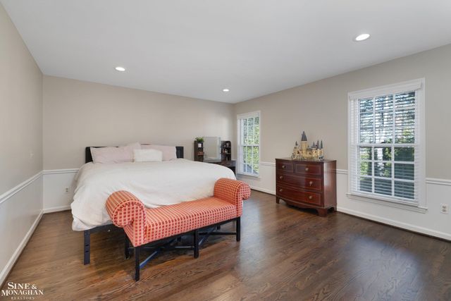 11 Dodge Place Place, Grosse Pointe, MI 48230