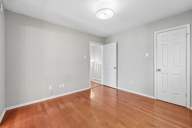 5200 Martel Avenue 24B, Dallas, TX 75206