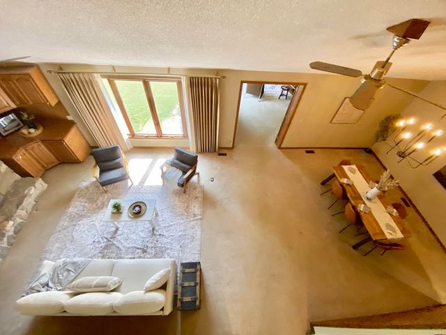 561 E Spring Street, Neosho, MO 64850