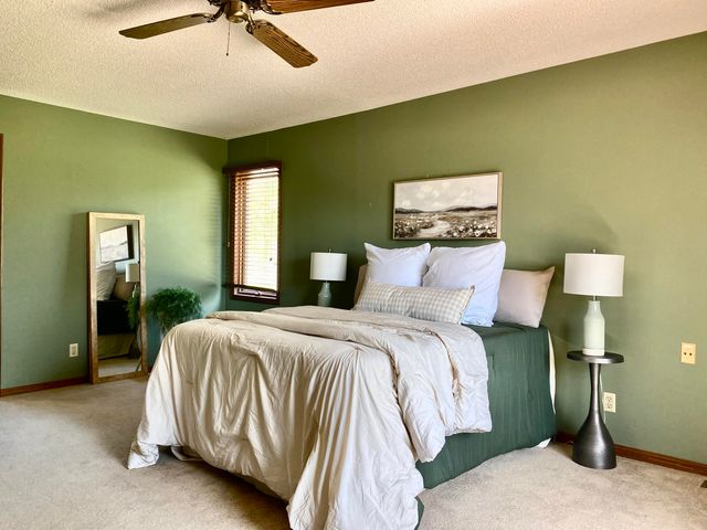 561 E Spring Street, Neosho, MO 64850