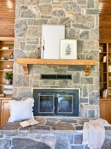 561 E Spring Street, Neosho, MO 64850