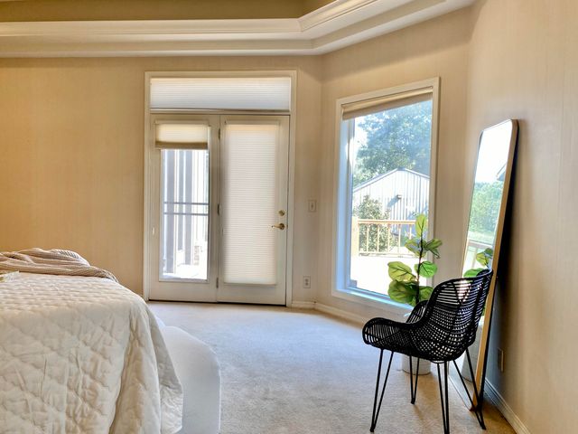 561 E Spring Street, Neosho, MO 64850