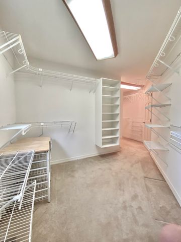 561 E Spring Street, Neosho, MO 64850