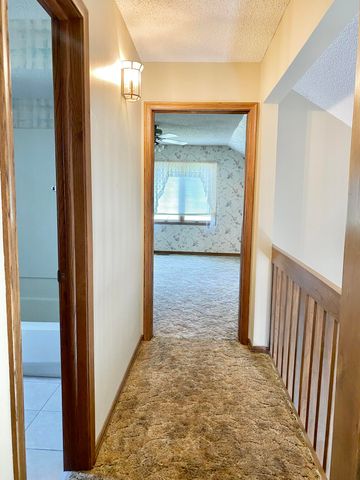 561 E Spring Street, Neosho, MO 64850