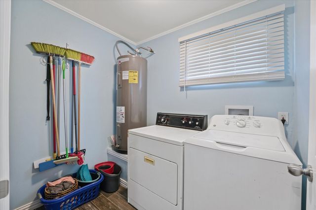 4138 County Road 1083, Celeste, TX 75423