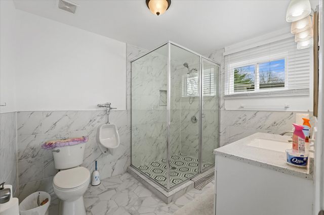 4138 County Road 1083, Celeste, TX 75423