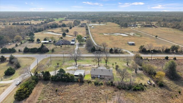 4138 County Road 1083, Celeste, TX 75423