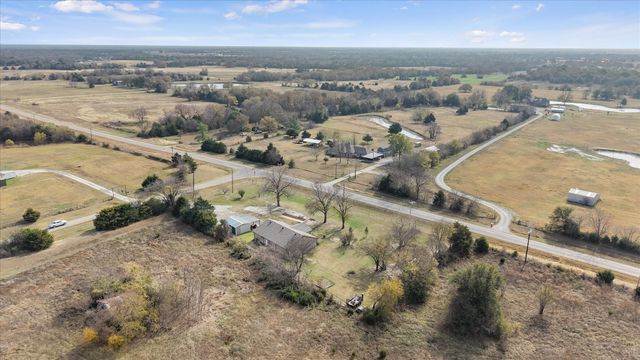 4138 County Road 1083, Celeste, TX 75423