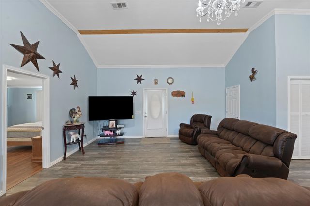 4138 County Road 1083, Celeste, TX 75423