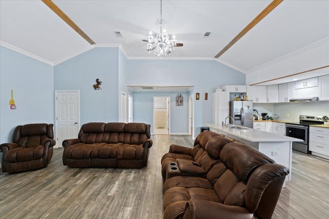 4138 County Road 1083, Celeste, TX 75423