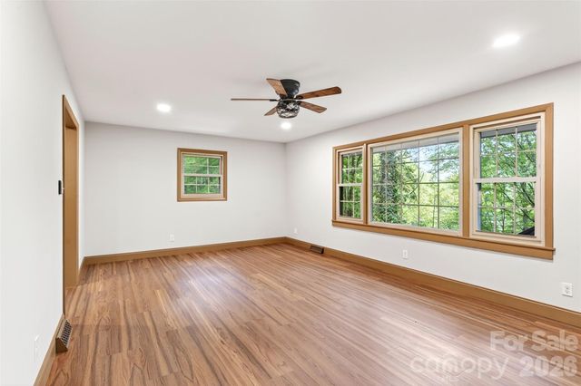 3781 S 226 Highway, Bakersville, NC 28705