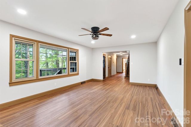 3781 S 226 Highway, Bakersville, NC 28705