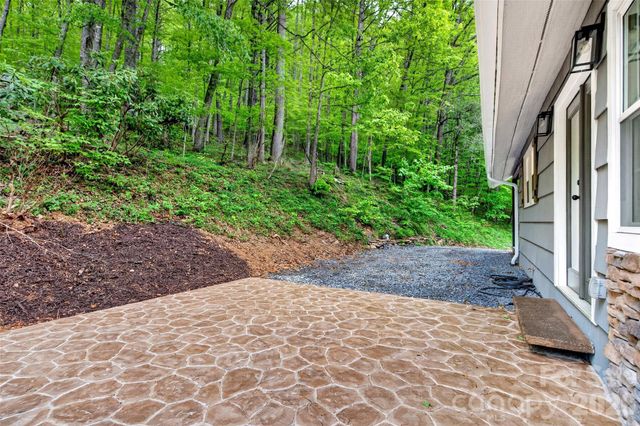 3781 S 226 Highway, Bakersville, NC 28705