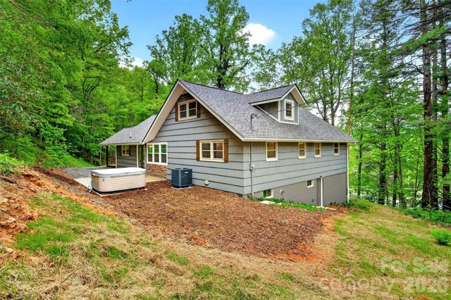 3781 S 226 Highway, Bakersville, NC 28705