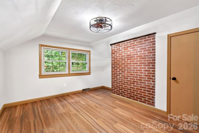 3781 S 226 Highway, Bakersville, NC 28705