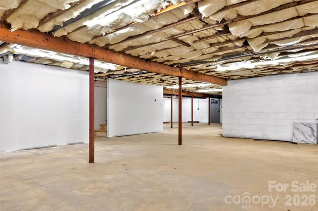 3781 S 226 Highway, Bakersville, NC 28705