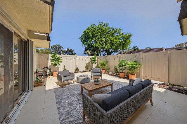 7811 78th Way, West Palm Beach, FL 33407