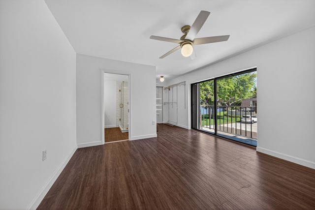 7811 78th Way, West Palm Beach, FL 33407