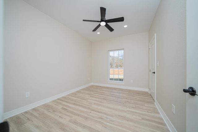 628 Borders Rd, Longview, TX 75603