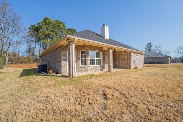 628 Borders Rd, Longview, TX 75603